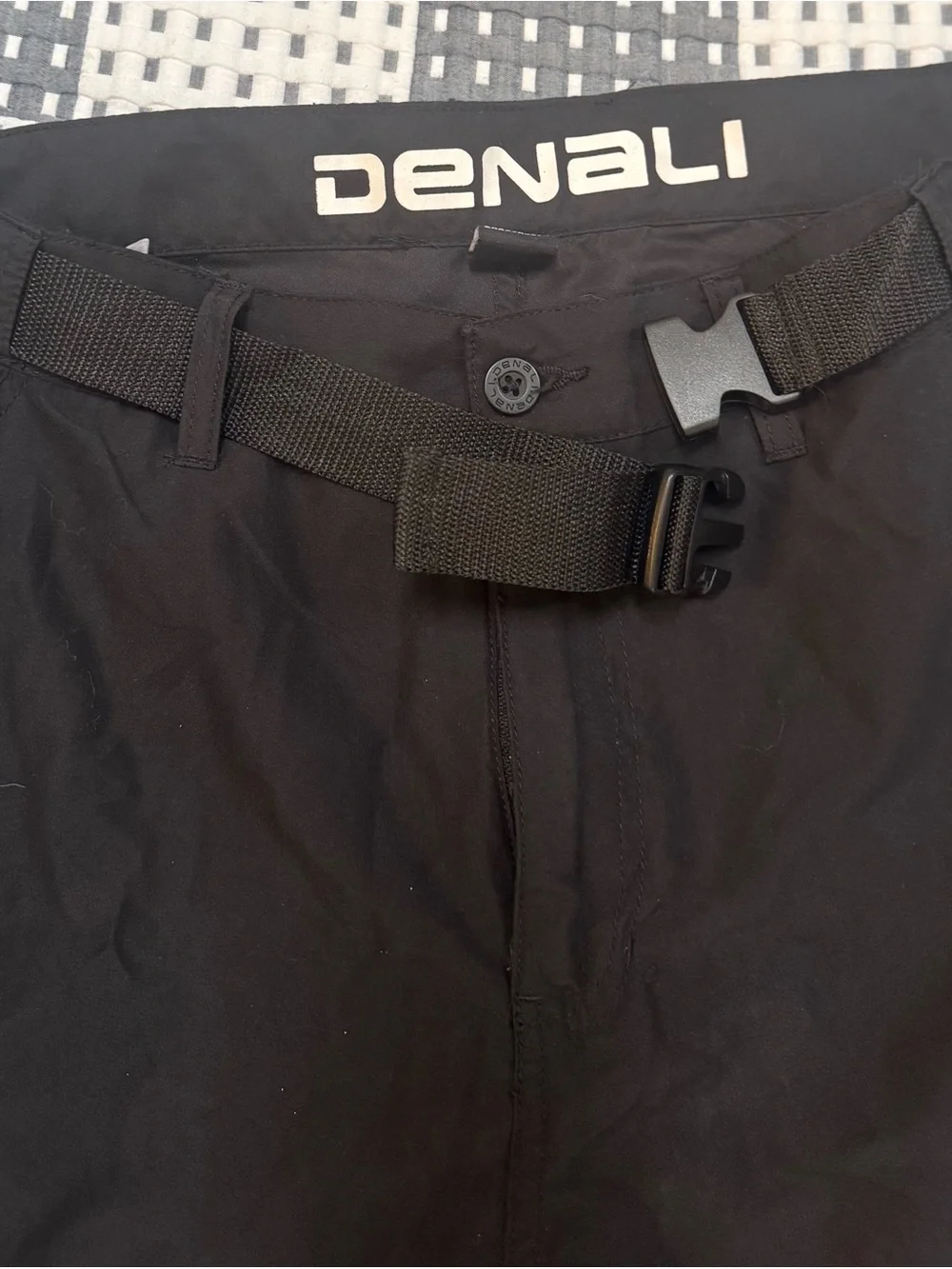 Y2K Denali Black Cargo Utility Shorts Men’s 32 Belted Multi Picket Techwear